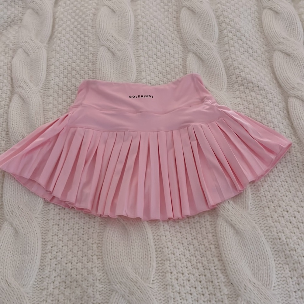Gold hinge tennis skirt